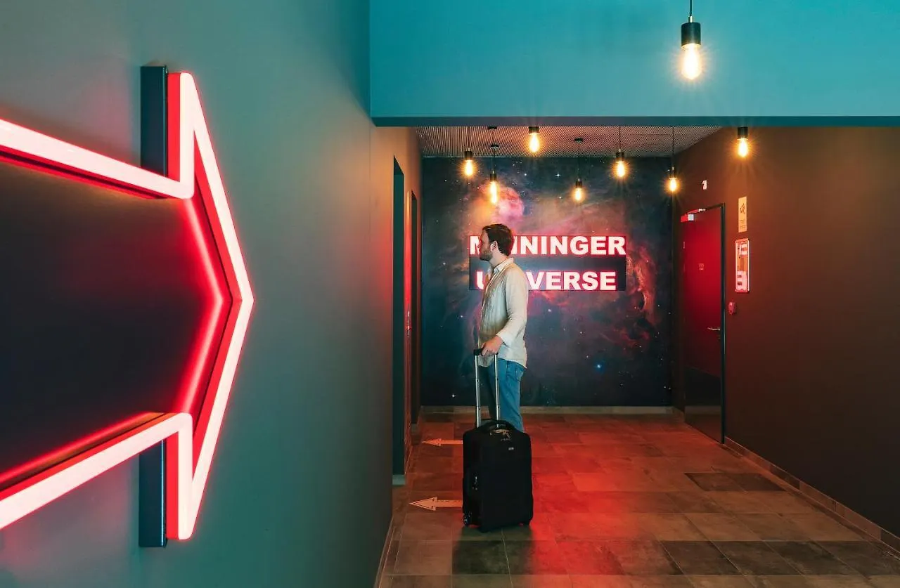 Meininger Hotel Geneve Centre Charmilles Швейцария