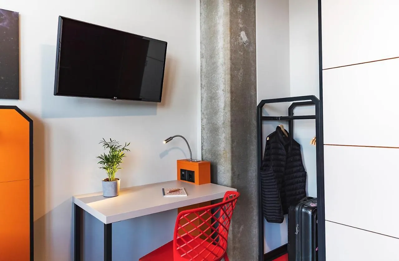 Meininger Hotel Geneve Centre Charmilles