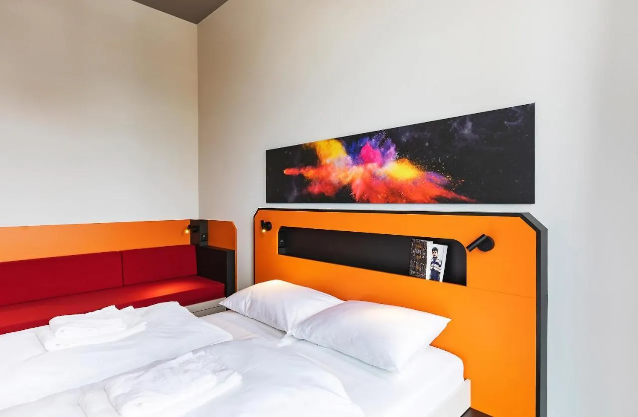Meininger Hotel Geneve Centre Charmilles