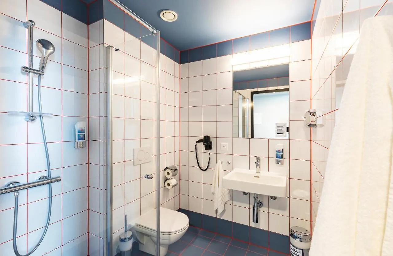 Meininger Hotel Geneve Centre Charmilles Switzerland